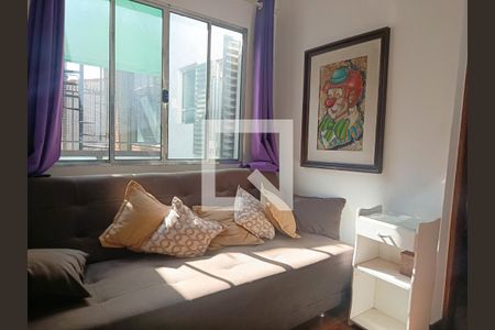 Sala 2 de casa para alugar com 4 quartos, 180m² em Pinheiros, São Paulo