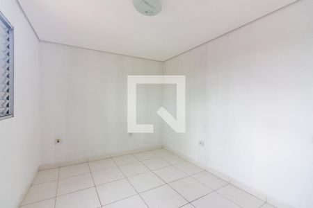 Quarto 1 de casa para alugar com 2 quartos, 75m² em Bandeiras, Osasco