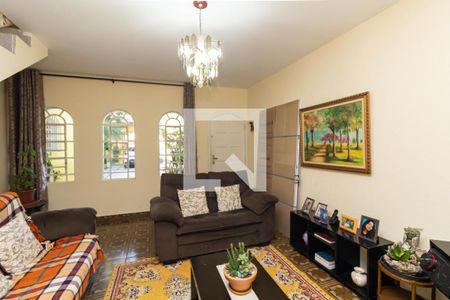 Sala de casa para alugar com 3 quartos, 300m² em Jardim Robru, São Paulo