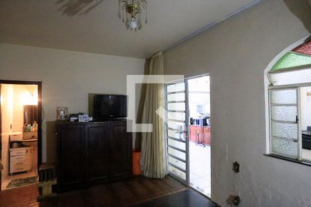 Suíte de casa para alugar com 3 quartos, 300m² em Ipiranga, Belo Horizonte