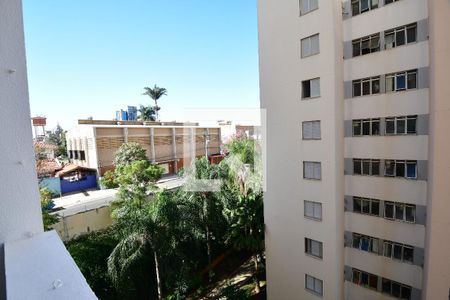 Sala - Vista de apartamento para alugar com 2 quartos, 58m² em Jardim Dom Vieira, Campinas