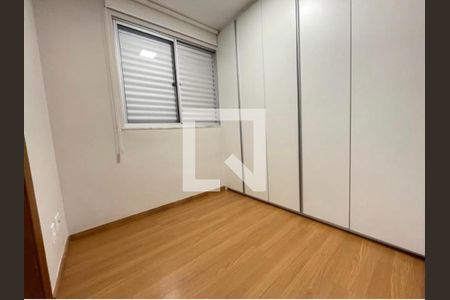 Quarto  de apartamento à venda com 2 quartos, 60m² em Serra, Belo Horizonte