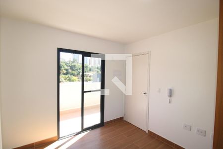 Sala / Cozinha de apartamento para alugar com 2 quartos, 42m² em Vila Dom Pedro Ii, São Paulo
