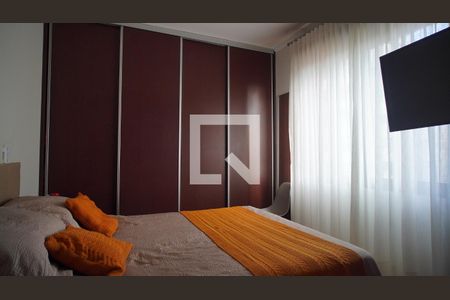 Quarto 1 de apartamento à venda com 2 quartos, 62m² em Jardim Lindóia, Porto Alegre