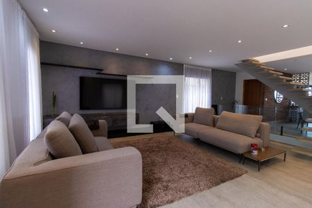 Sala de casa de condomínio para alugar com 4 quartos, 252m² em Granja Caiapia, Cotia