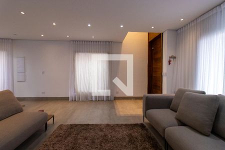 Sala de casa de condomínio para alugar com 4 quartos, 252m² em Granja Caiapia, Cotia