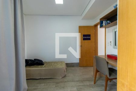 Suíte 1 de casa de condomínio para alugar com 4 quartos, 252m² em Granja Caiapia, Cotia