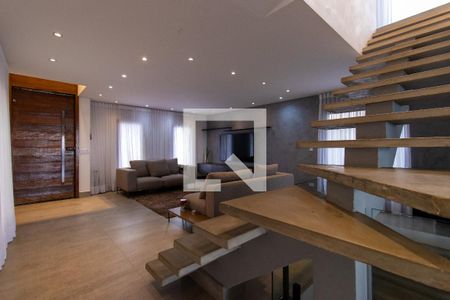 Sala de casa de condomínio para alugar com 4 quartos, 252m² em Granja Caiapia, Cotia