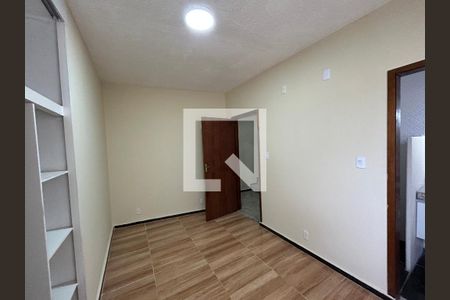Quarto 1 - Suite de casa para alugar com 2 quartos, 200m² em Vila Valqueire, Rio de Janeiro