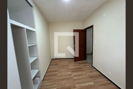 Quarto 1 - Suite de casa para alugar com 2 quartos, 200m² em Vila Valqueire, Rio de Janeiro