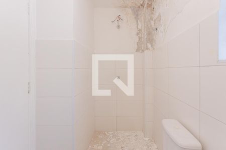 Banheiro de apartamento para alugar com 1 quarto, 27m² em Pinheiros, São Paulo