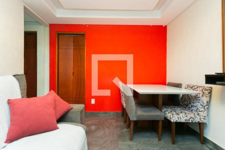 Sala de apartamento para alugar com 2 quartos, 52m² em Jardim Laura, Ferraz de Vasconcelos