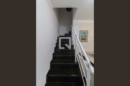 Escada  de casa de condomínio à venda com 3 quartos, 105m² em Vila Talarico, São Paulo