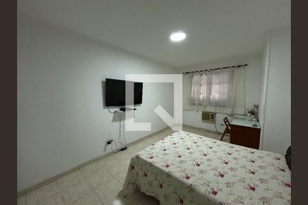 Quarto 1 de casa à venda com 3 quartos, 290m² em Praça Seca, Rio de Janeiro