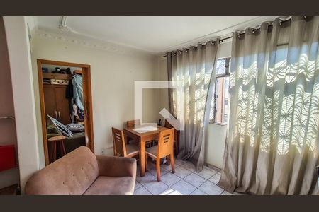 Sala de apartamento à venda com 2 quartos, 46m² em Irajá, Rio de Janeiro