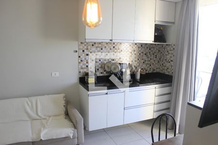 Sala e cozinha  de kitnet/studio à venda com 1 quarto, 39m² em Vila Augusta, Guarulhos