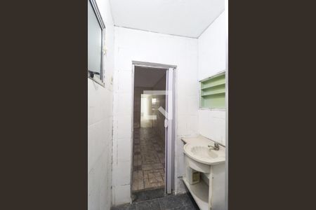 Banheiro de casa para alugar com 1 quarto, 55m² em Jardim Filhos da Terra, São Paulo