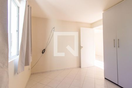 Quarto 1 de apartamento para alugar com 2 quartos, 54m² em Campo Comprido, Curitiba