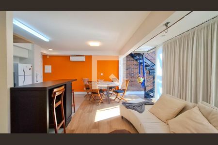 Sala e Cozinha de apartamento à venda com 1 quarto, 80m² em Jardim Paulista, São Paulo