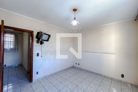 Quarto 1 de casa à venda com 3 quartos, 220m² em Vila Invernada, São Paulo