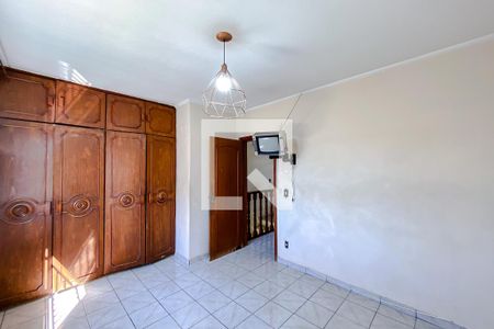 Quarto 1 de casa à venda com 3 quartos, 220m² em Vila Invernada, São Paulo