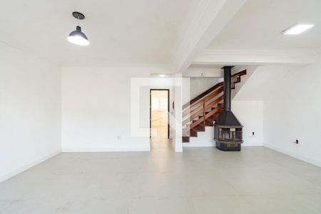 Casa para alugar com 4 quartos, 281m² em Fátima, Canoas