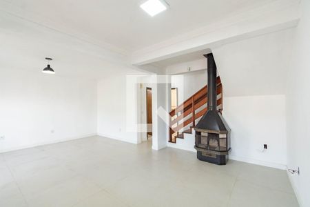 Casa para alugar com 4 quartos, 281m² em Fátima, Canoas