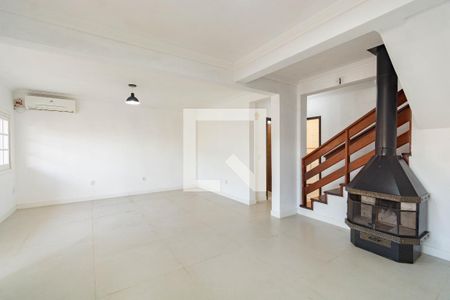 Casa para alugar com 4 quartos, 281m² em Fátima, Canoas