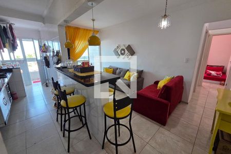 Cozinha de apartamento para alugar com 2 quartos, 67m² em Guilhermina, Praia Grande
