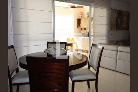 Sala de apartamento à venda com 3 quartos, 130m² em Jardim Avelino, São Paulo