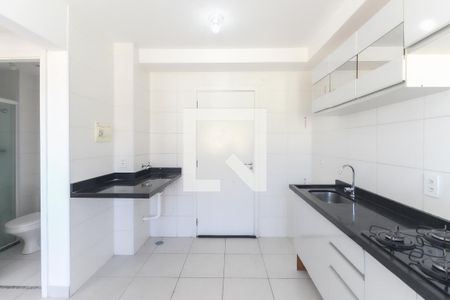 Sala - Cozinha de apartamento para alugar com 2 quartos, 32m² em Vila Carmosina, São Paulo