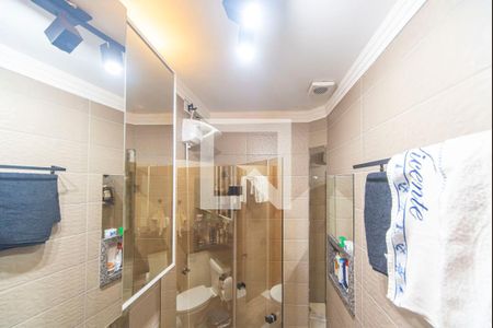 Banheiro  de apartamento para alugar com 2 quartos, 80m² em Vila Scarpelli, Santo André