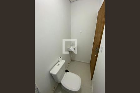 Banheiro de casa para alugar com 2 quartos, 130m² em Chácara do Remanso, Cotia