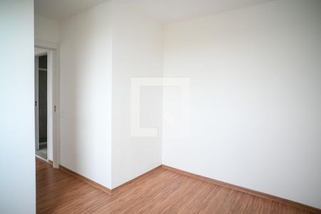 Quarto 2 de apartamento para alugar com 2 quartos, 43m² em Jardim Maria Estela, São Paulo
