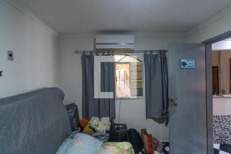 Quarto 1 de casa à venda com 3 quartos, 300m² em Campo Grande, Rio de Janeiro