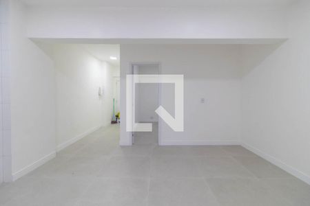 Sala/Cozinha de apartamento à venda com 2 quartos, 47m² em Centro Histórico, Porto Alegre
