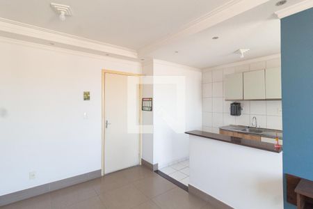 Sala de apartamento para alugar com 2 quartos, 50m² em Cidade Ariston Estela Azevedo, Carapicuíba