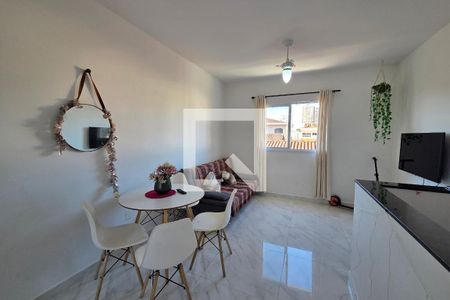 Sala de casa de condomínio para alugar com 2 quartos, 52m² em Solemar, Praia Grande