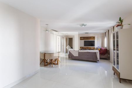 Sala de apartamento à venda com 3 quartos, 142m² em Moema, São Paulo