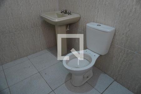 Banheiro de casa para alugar com 1 quarto, 100m² em Vila Nova Curuca, São Paulo