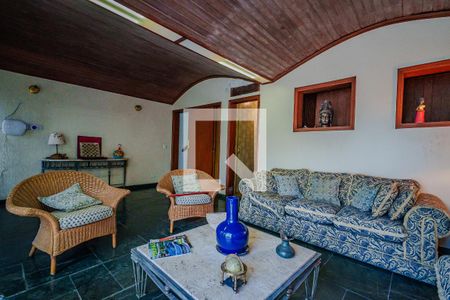 Sala de casa para alugar com 5 quartos, 500m² em Rolinópolis, São Paulo