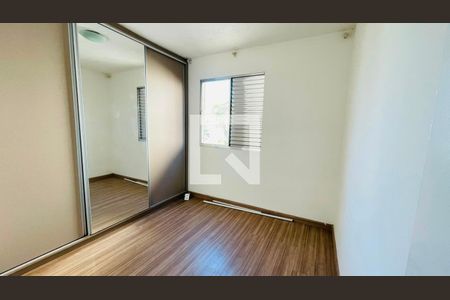 Apartamento para alugar com 2 quartos, 48m² em Jardim Colibri, Cotia