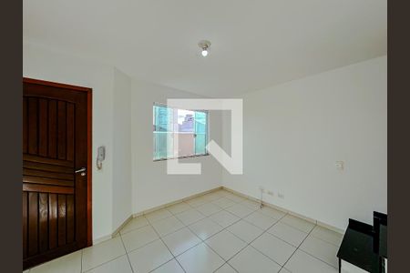 Casa de Condomínio para alugar com 2 quartos, 75m² em Penha de França, São Paulo