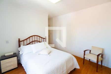 Suite de casa à venda com 3 quartos, 222m² em Vila Guarani, São Paulo