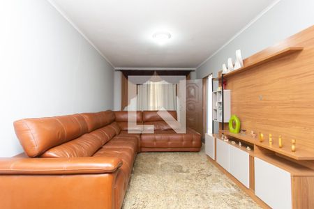 Sala  de casa para alugar com 3 quartos, 125m² em Vila Rosaria, São Paulo