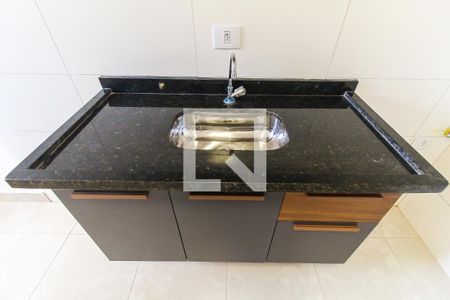 Sala/Cozinha de apartamento para alugar com 2 quartos, 80m² em Vila Campanela, São Paulo