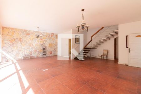 Sala de casa à venda com 3 quartos, 269m² em Butantã, São Paulo