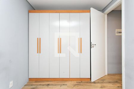 Quarto 1  de apartamento à venda com 2 quartos, 40m² em Itaquera, São Paulo