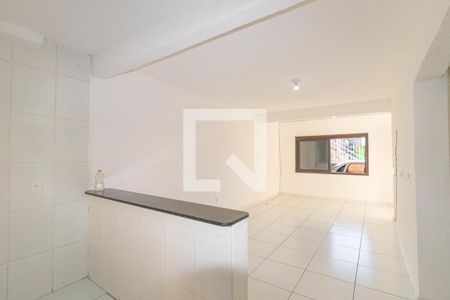 Cozinha de casa de condomínio para alugar com 2 quartos, 79m² em Rio Branco, Canoas