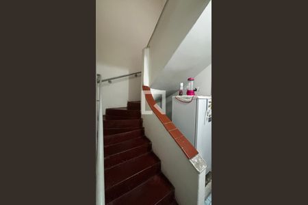 Escada de casa à venda com 2 quartos, 108m² em Jardim Jamaica, Santo André